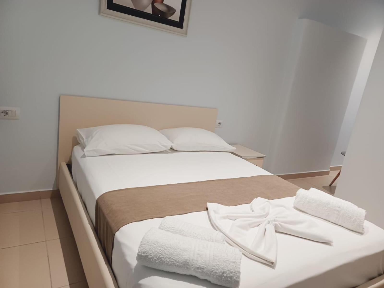 Hotel Arileo Himarë Habitación foto